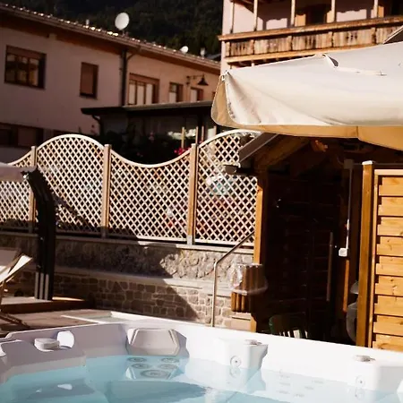 Hotel Posta Forni di Sopra
