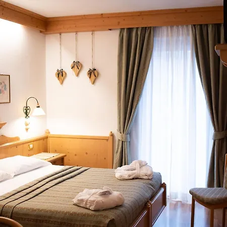 Posta Hotell 3*