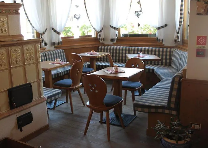 Hotel Posta Forni di Sopra